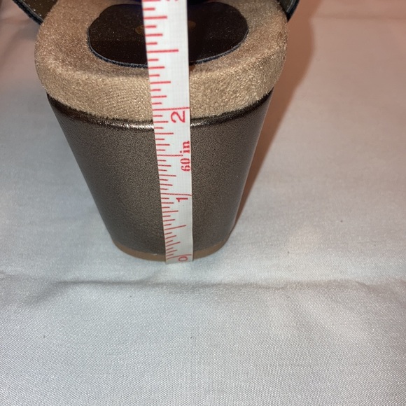 Macy’s Gilded Gold Wedge Sandals - Picture 7 of 7